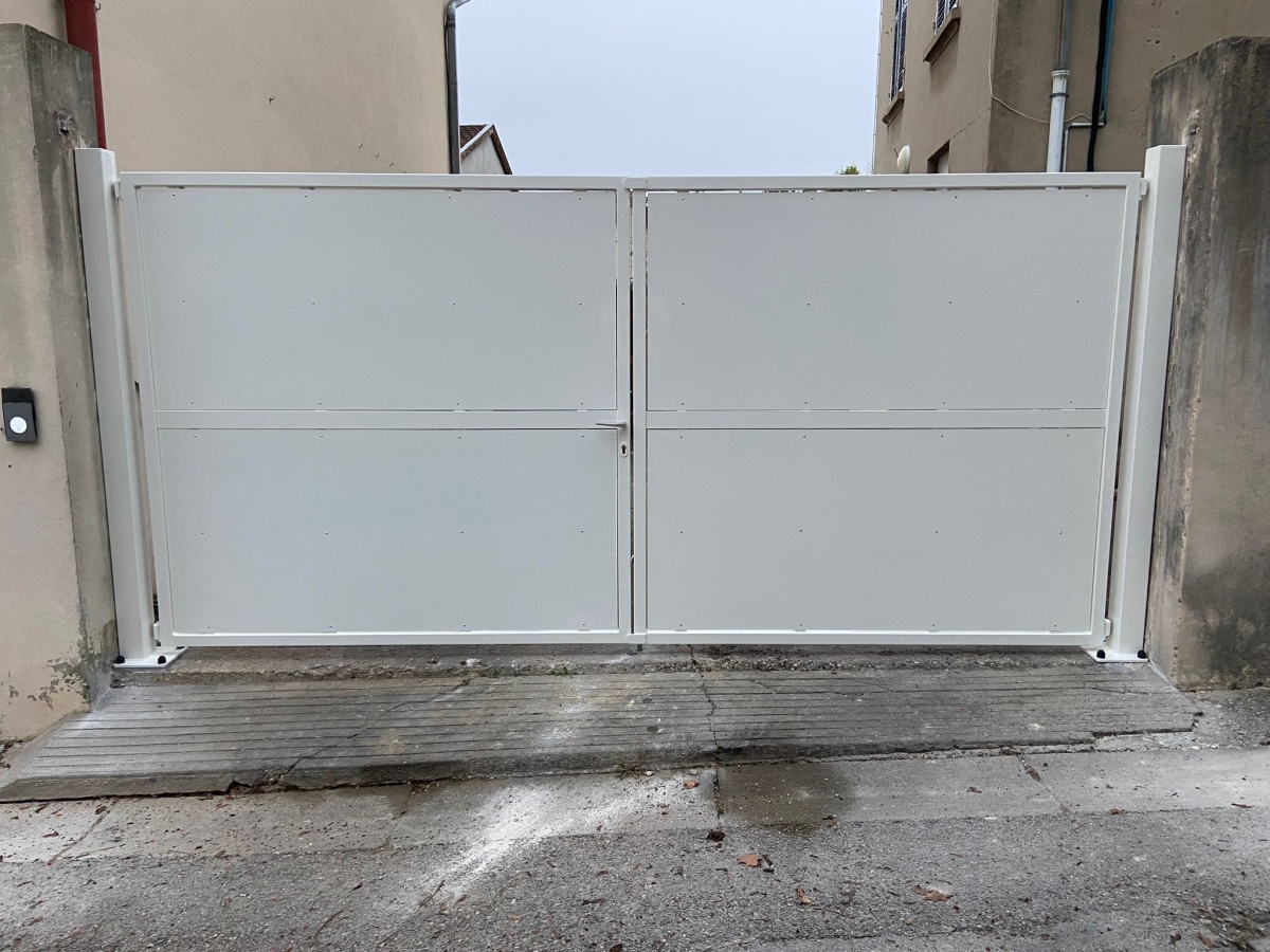 Portail sur mesure Amberieu en bugey